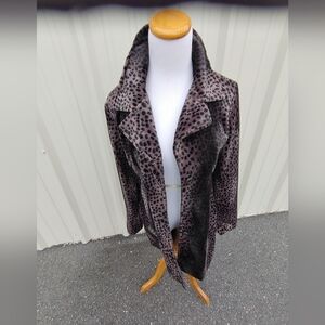 VEGAN ANIMAL PRINT BUTTON DOWN FAUX FUR COAT SIZE MEDIUM